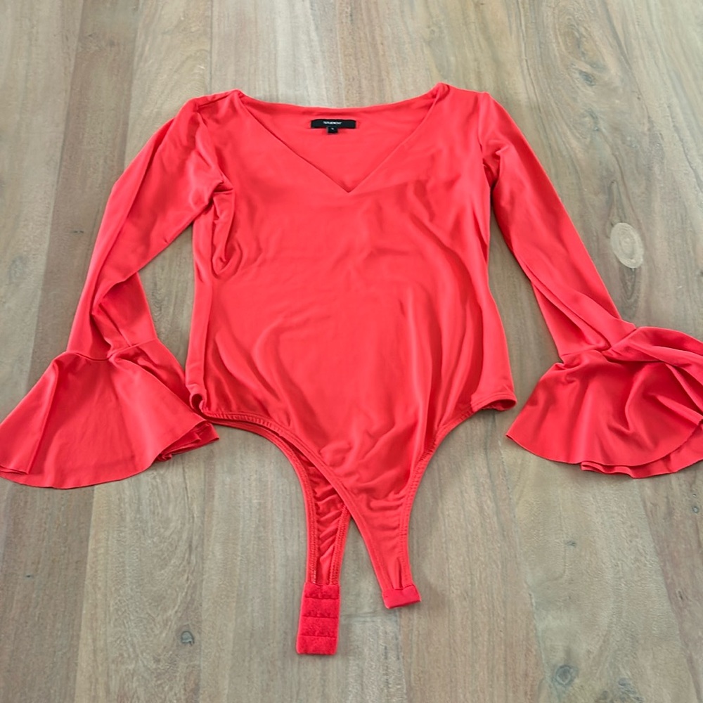 Woman’s Studio F bodysuit coral Small